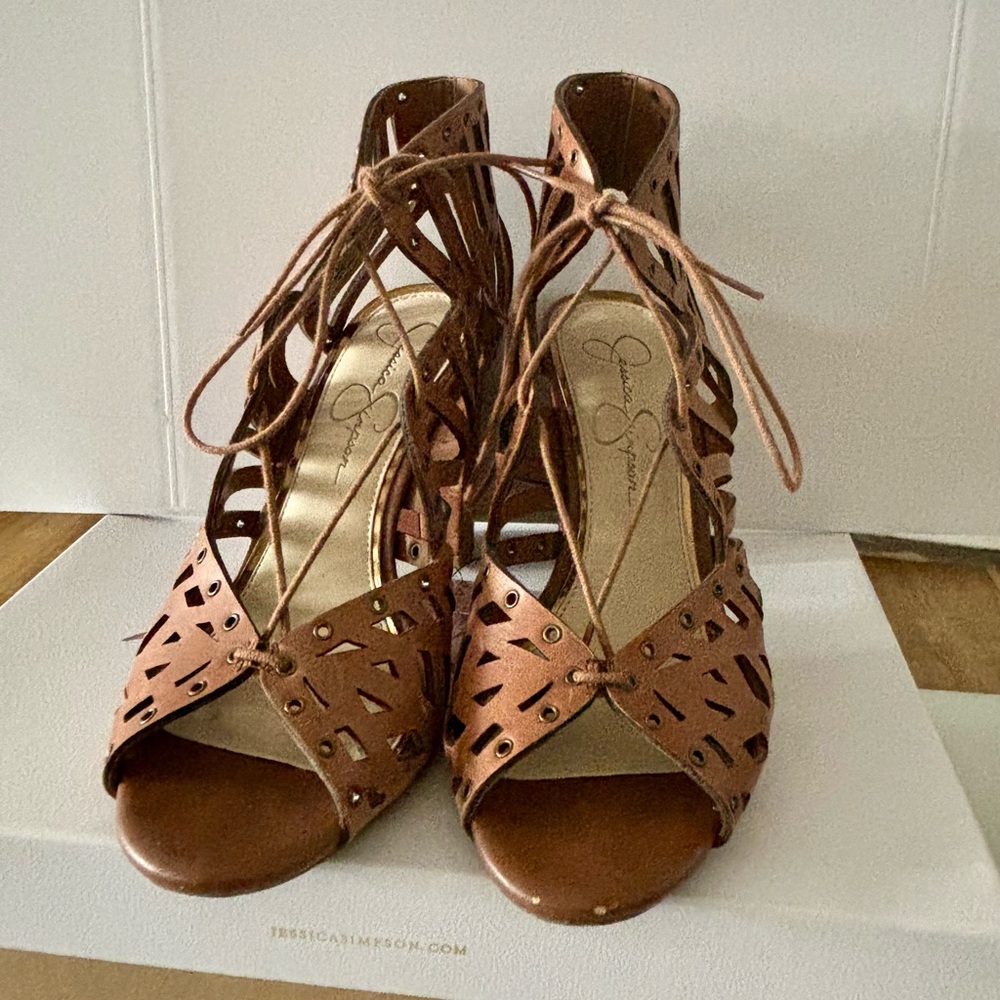 Jessica Simpson brown blocked heels